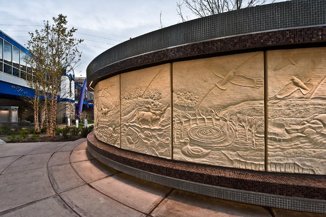 Children's Medical Center Garden Limestone Wall